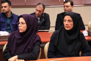 تجلیل از تیم های ورزشی کارمندان